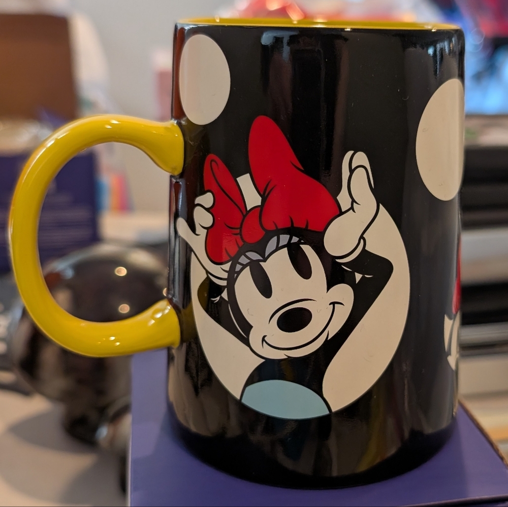 Tall Disney Minnie Mouse Black Yellow Mug Cup - Rare Polkadot Black White Yellow